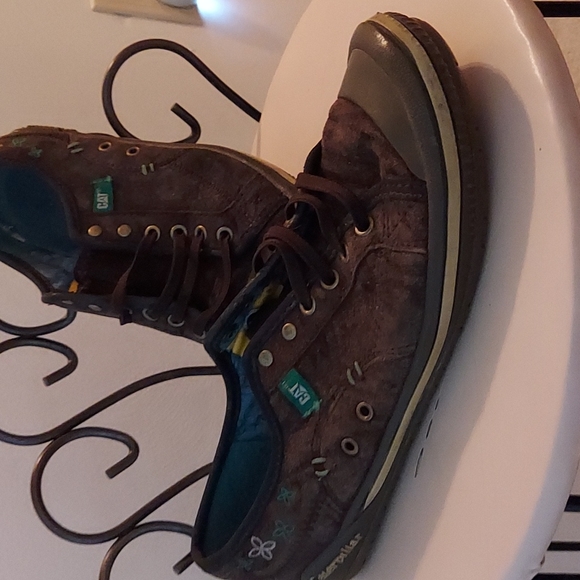 RARE!! Caterpillar slip-on sneakers men's size 8 - Picture 2 of 8